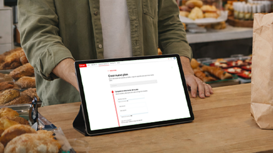 Tablet con Getnet Portal en la sección de creación de un nuevo plan de suscripciones.