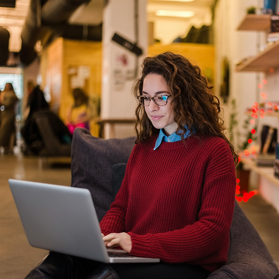 woman with a pc